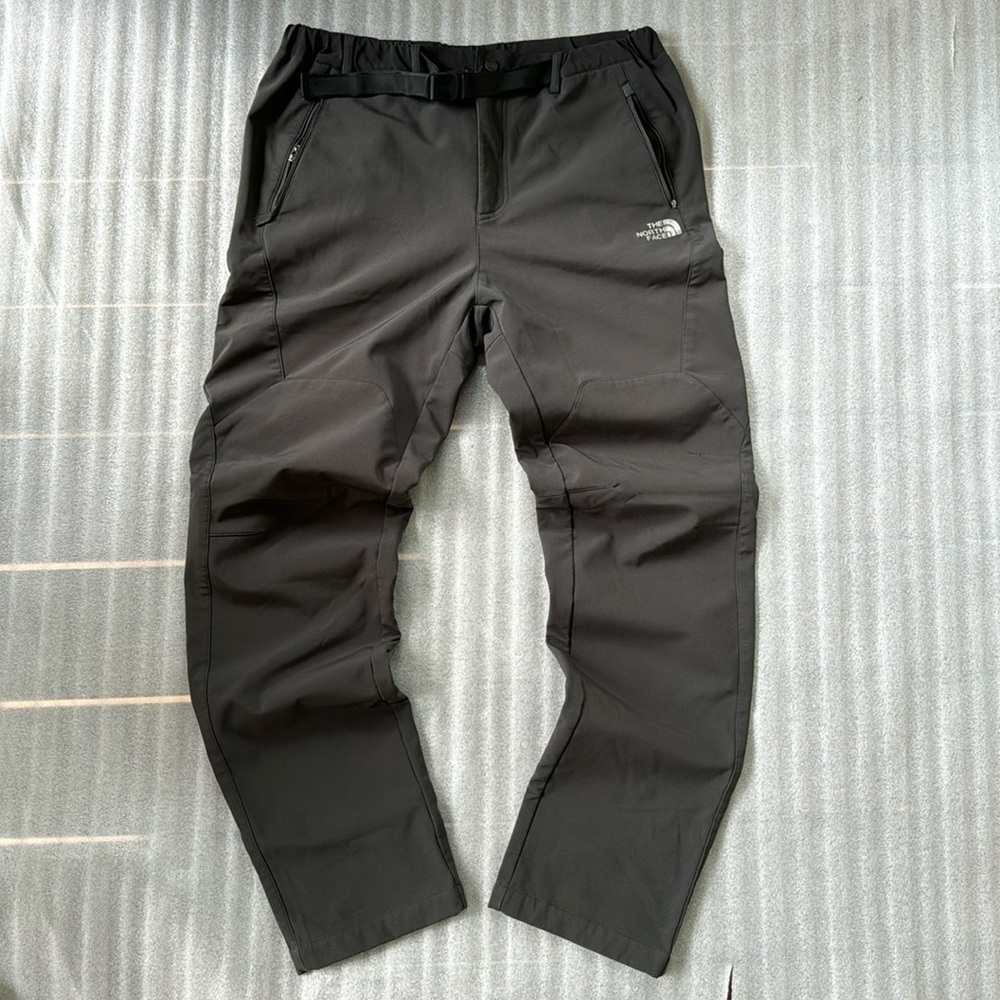 The North Face Men's Black Technical Cargo Pants